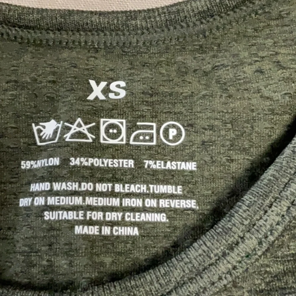 Crop Top - Picture 3 of 3